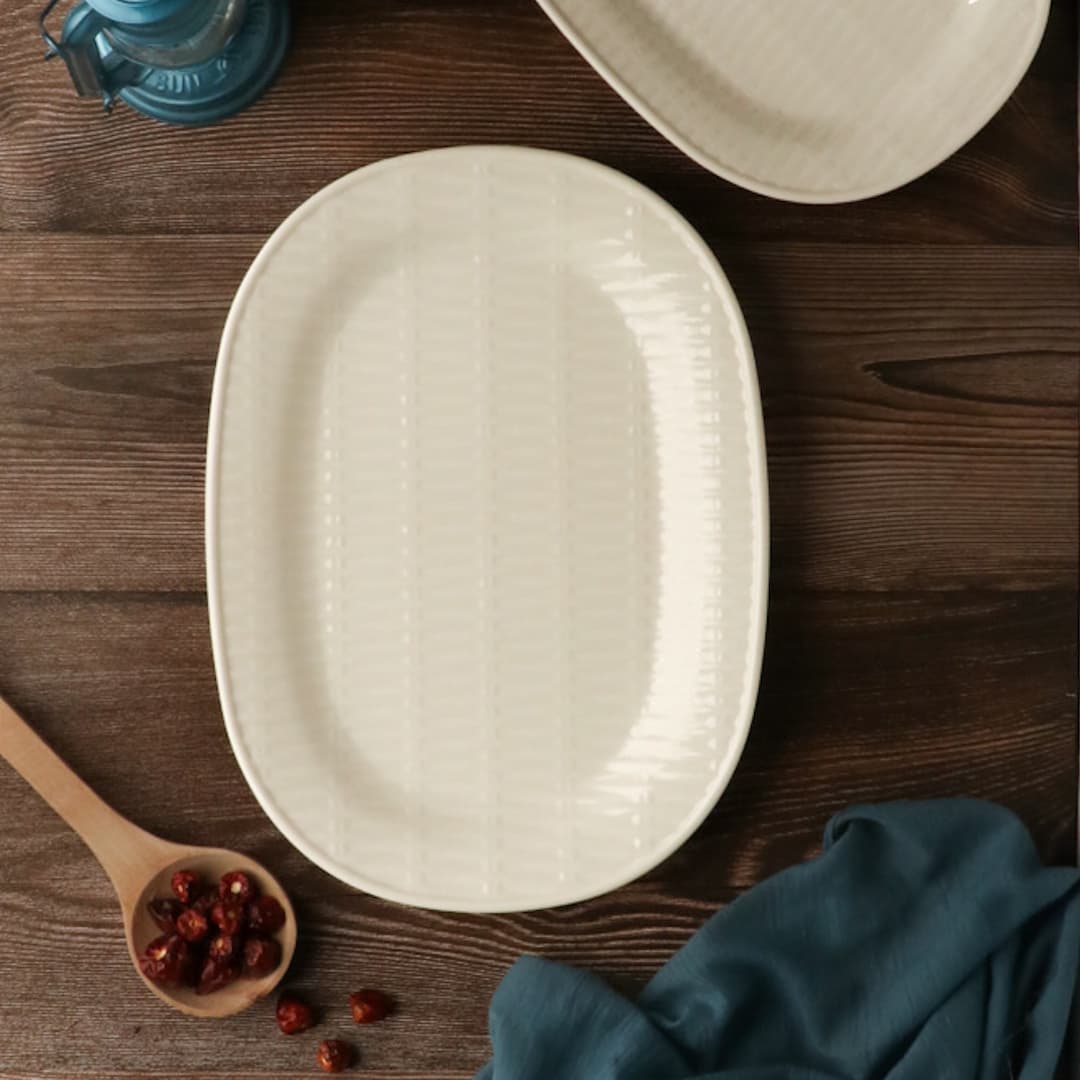 Medium Oval Plate